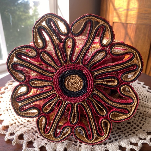 10 Woven Boho Trivets with Floral Design EUC - Picture 7 of 15